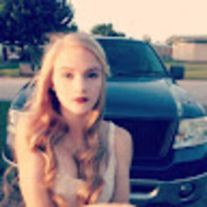 Meet your Posher, Marissa